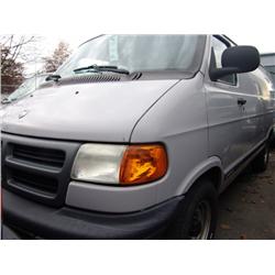 2001 GREY DODGE RAM 1500 CARGO VAN
