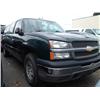 Image 4 : 2004 GREEN CHEVROLET SILVERADO 1500 EXTENDED CAB