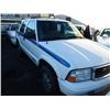 Image 3 : 2002 WHITE GMC JIMMY SLS 4DR SUV
