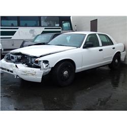 2009 WHITE FORD CROWN VICTORIA POLICE SERIES 4DR