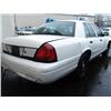 Image 6 : 2009 WHITE FORD CROWN VICTORIA POLICE SERIES 4DR