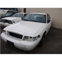 2008 WHITE FORD CROWN VICTORIA POLICE SERIES 4DR
