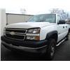 Image 1 : 2005 WHITE CHEVROLET SILVERADO 2500 HD CREW CAB