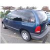 Image 4 : 2000 BLUE DODGE CARAVAN PASSENGER VAN