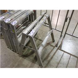 ALUMINUM STEP LADDER