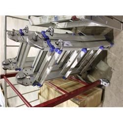 FOLDING ALUMINUM LADDER