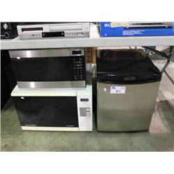 3 MICROWAVES & 1 FRIDGE