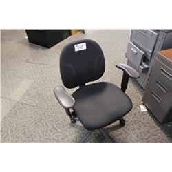 BLACK MULTI LEVER ERGONOMIC TASK CHAIR