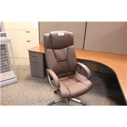 BROWN LEATHER OVERSIZED EXECUTIVE HIGH BACK