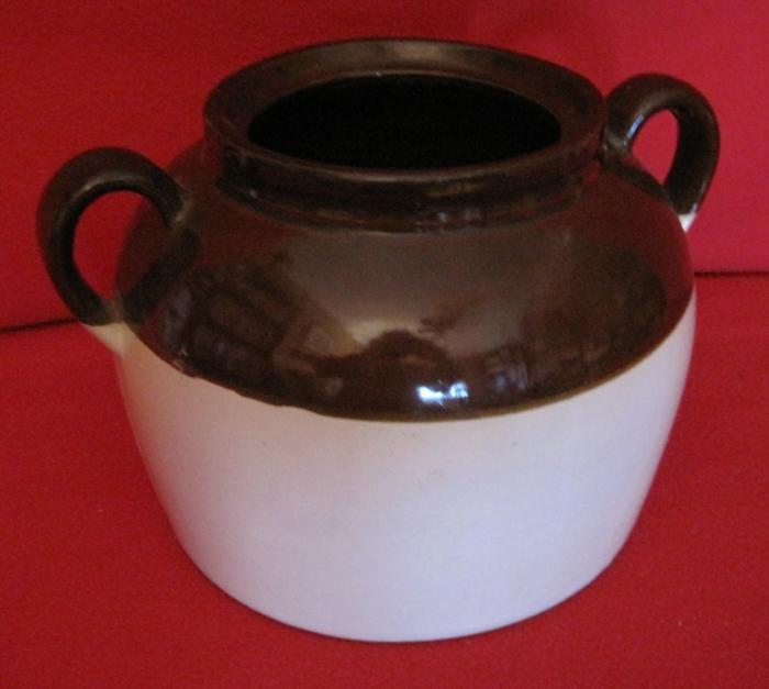 Red Wing Bean Pot Vintage Stoneware USA