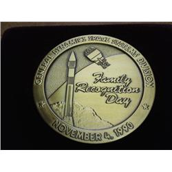 GENERAL DYNAMICS SPACE SYSTEMS DIVISION 2.5" MEDAL