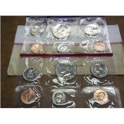 1986 US MINT SET (UNC) P/D