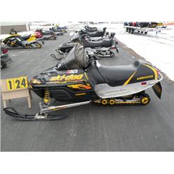 03 Ski Doo MXZ 500 SN# 2BPS236313V000385