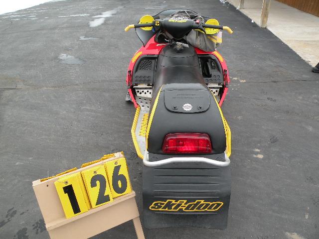 Selle Ski-Doo MXZ 800/1000 REV – 2004-2007, Numéro Pièce 510004440, Occasion Canada