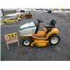 Image 1 : Cub cadet  HDS 2185 Lawn Tractor