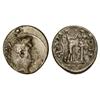 Image 1 : Quinario. EMERITA AUGUSTA. ÉPOCA DE AUGUSTO. Anv.: Cabeza de Augusto a derecha; detrás: AVGVST.