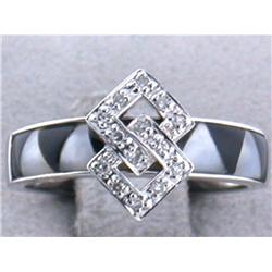 14k White Gold Ring with Onyx and Mother of Pearl