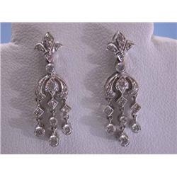 18k White Gold Dangling Earrings with Diamonds