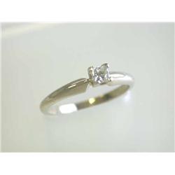 14k White Gold Diamond Ring