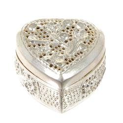 Thai Coin Silver Heart-shaped Box 40 grams (CLB-288)