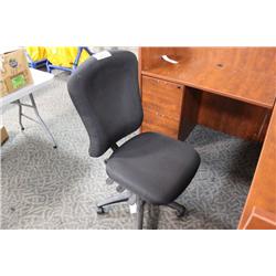 BLACK ERGONOMIC HIBACK STENO CHAIR