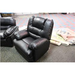BLACK LEATHER RECLINING CHAIR