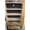 Image 1 : MED. HEIGHT MAPLE BOOKSHELF