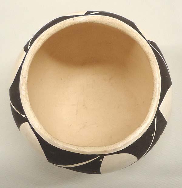 Acoma Pottery By M. Torivio