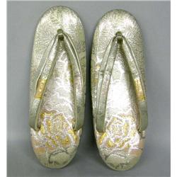 Vintage Japanese Womens Silk Sandals