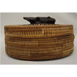 Indonesian Oval Reed Box w/Crocodile Lid Handle