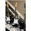Image 1 : HAMER SLAMMER BLACK & WHITE ELECTRIC GUITAR WITH