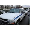 Image 2 : 2001 WHITE CHEVROLET SILVERADO 1500 EXTENDED CAB