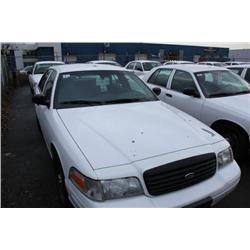 2006 WHITE FORD CROWN VICTORIA POLICE SERIES 4DR