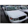 Image 1 : 2005 WHITE FORD CROWN VICTORIA POLICE SERIES 4DR