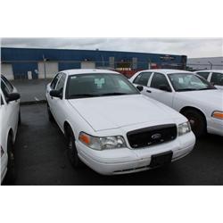 2007 WHITE FORD CROWN VICTORIA POLICE SERIES 4DR
