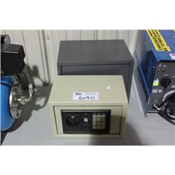 2 DIGITAL SAFES