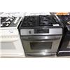 Image 1 : KENMORE STAINLESS STEEL NATURAL GAS OVEN