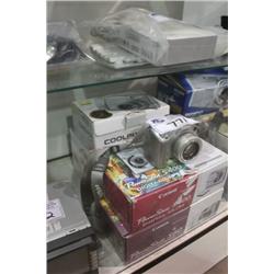 LOT OF DIGITAL CAMERAS