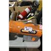 Image 1 : SHOP HEATER & BOX OF TOOLS