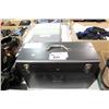 Image 1 : TOOL BOX & CONTENTS