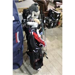 TITLEIST GOLF BAG & CLUBS