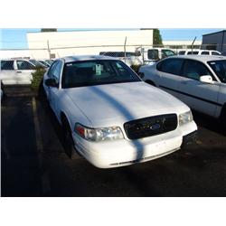 2007 WHITE FORD CROWN VICTORIA POLICE SERIES 4DR