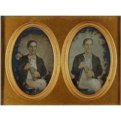 7 Fotógrafo desconocido (XIX)Retrato de un hombre con un libro, década de 1850.Daguerrotipo estereos
