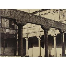 45 J. Laurent (1816-1886)Avila, 61, Patio del Palacio Polentinos, c. 1864.Papel albuminado, imagen 2