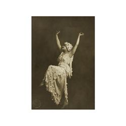 122 Adolf MasRetrato de Tórtola Valencia bailando La Rosa, música de Chopin, 1915.Gelatina de plata,