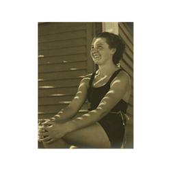 175 Carlos Nyssen (1906-1985)Sin título, década 1930.Gelatina de plata, imagen 24 x 18,5 cm, soporte