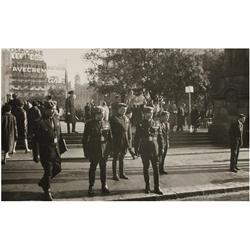 227 Juan Cid Cordero y otros (XX)9 fotografías de actos de la Guardia de Franco en Barcelona, 1962.G