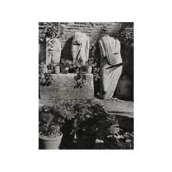 245 Hebert List (1903-1975)Esculturas romanas, década de 1950.Gelatina de plata, 30 x 22 cm, sello h