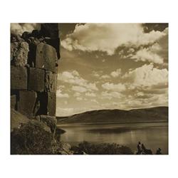 254 Martín Chambi (1891-1973)Paisaje, 1950-1960.Gelatina de plata, 18 x 23 cm, sello húmedo del fotó