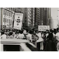 296 Fotógrafo desconocido (XX)Manifestación en Nueva York por la dignidad de los gays católicos, 197